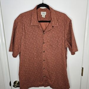 L.L. Bean RustCasual Button Down Shirt with Geometric Pattern Size Large